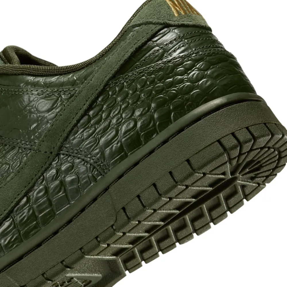 Alternative view of Giày Nike Dunk Low ‘Carbon Green’ HV4388-300