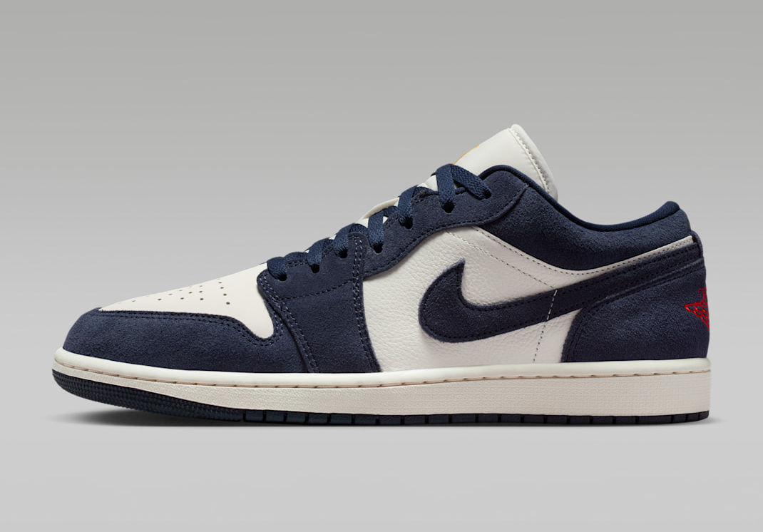 Alternative view of Giày Nike Air Jordan 1 Low ‘Obsidian Suede’ IO7448-400