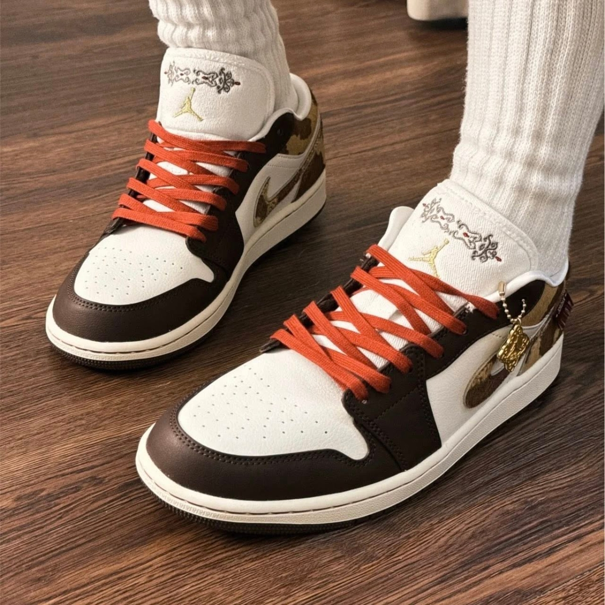 Giày Nike Air Jordan 1 Low SE CNY ‘Sail Chocolate’ IQ5321-121 - Ảnh 9