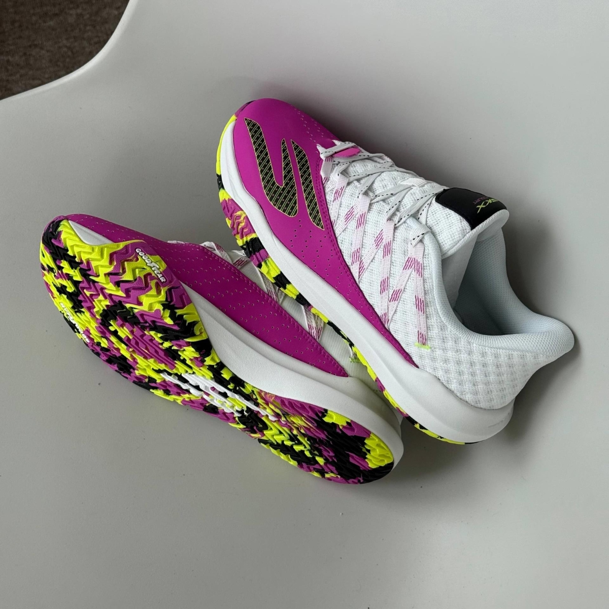 Alternative view of Giày Skechers Viper Court Rally ‘Pink White’ 172110C-HPBK