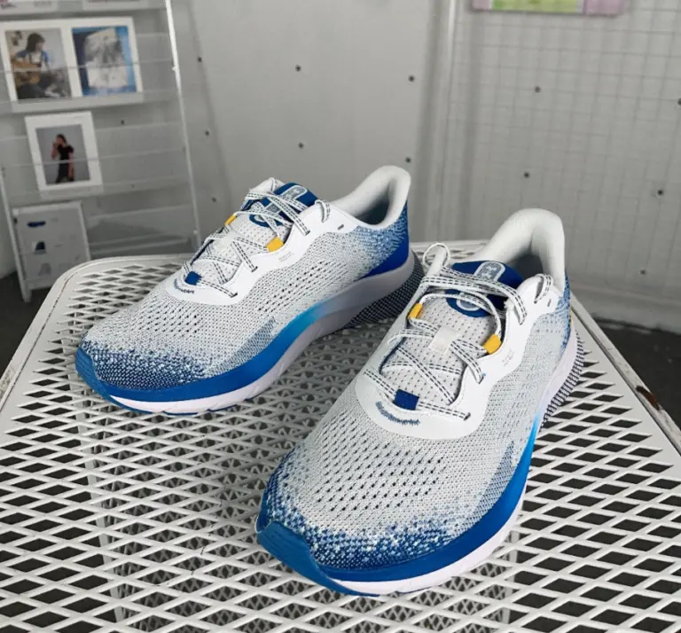 Alternative view of Giày Under Armour HOVR Turbulence 2 ‘White Varsity Blue’ 3026520-101