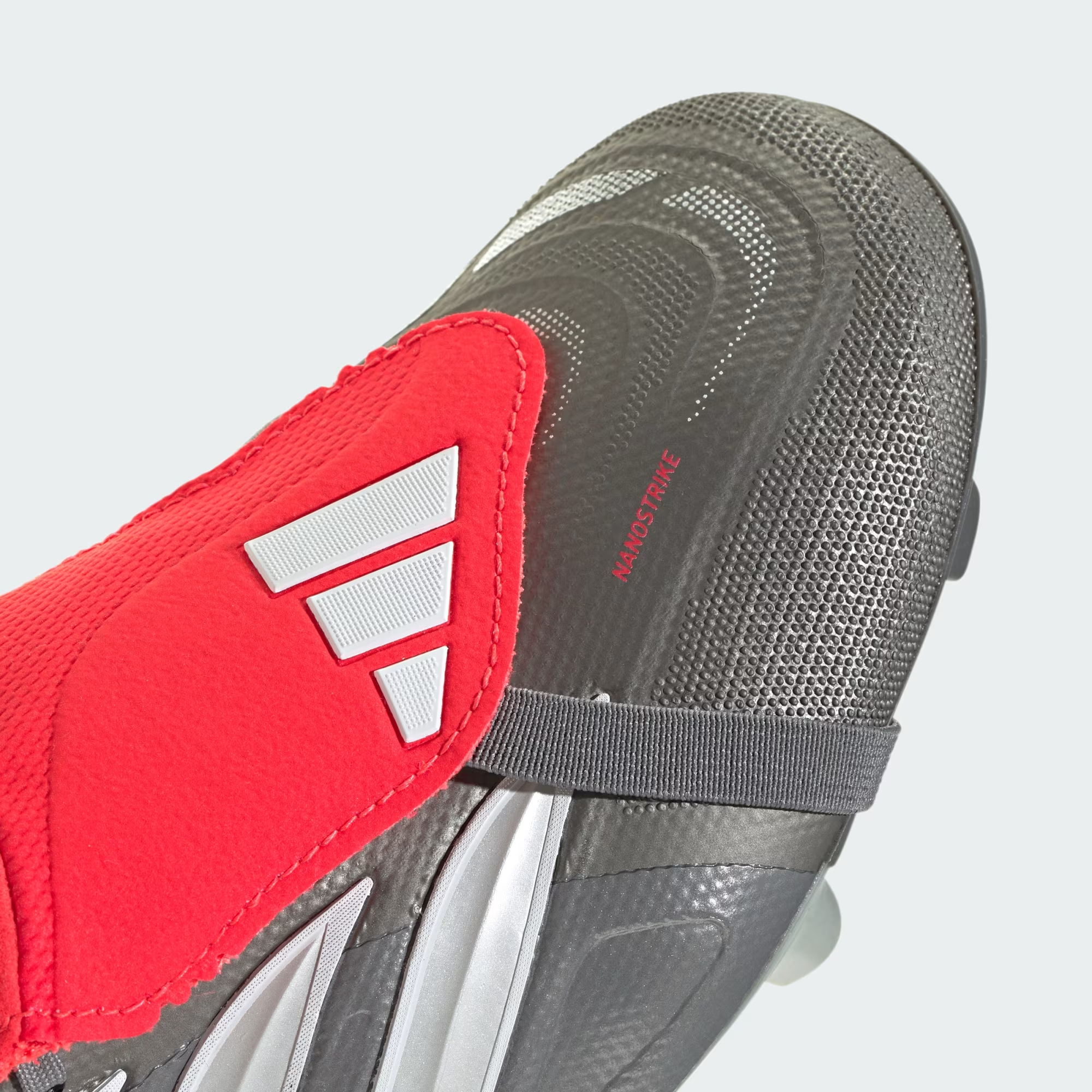 Alternative view of Giày adidas Predator League Fold-Over Tongue FG 'Zero Metalic' JS0426