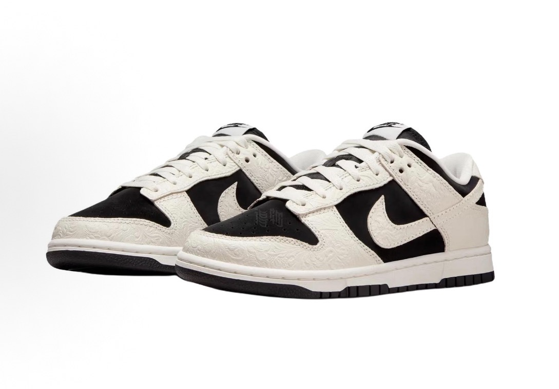 Alternative view of Giày Nike Dunk Embossed Baroque ‘Black White’ IF3944-001