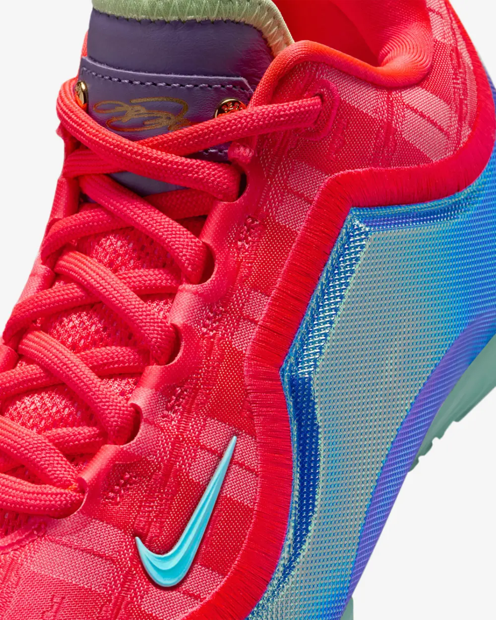 Alternative view of Giày Nike LeBron 23 'Bright Crimson' IQ6708-600