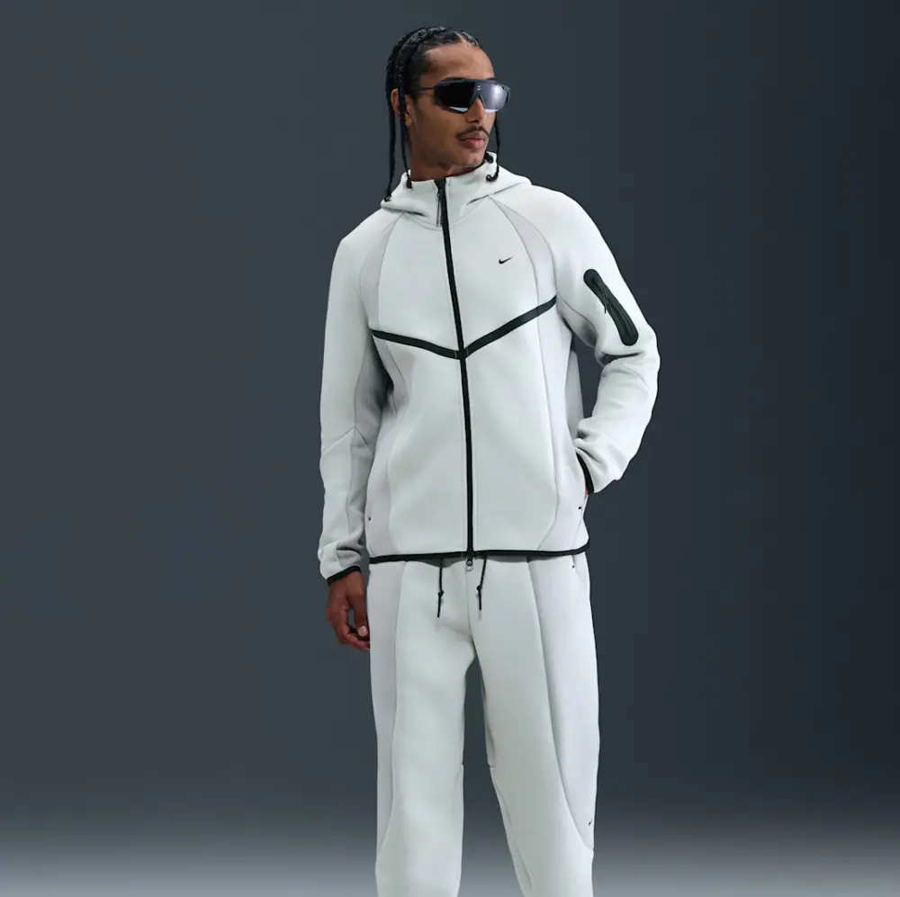 Alternative view of Áo Nike Tech Fleece Windrunner Jacket ‘Light Silver’ IF1325-034
