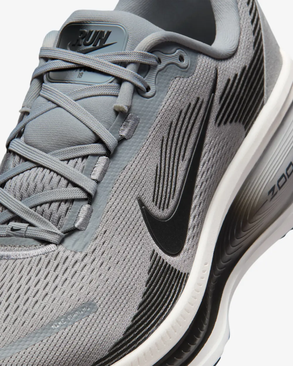 Alternative view of Giày Nike Vomero 18 'Wolf Grey' HM6803-012