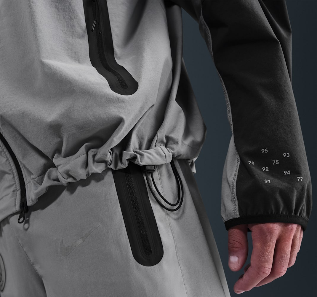Áo Nike Paris Saint-Germain Tech Windrunner Woven Jacket ‘Particle Grey’ HQ4981-060 - Ảnh 4