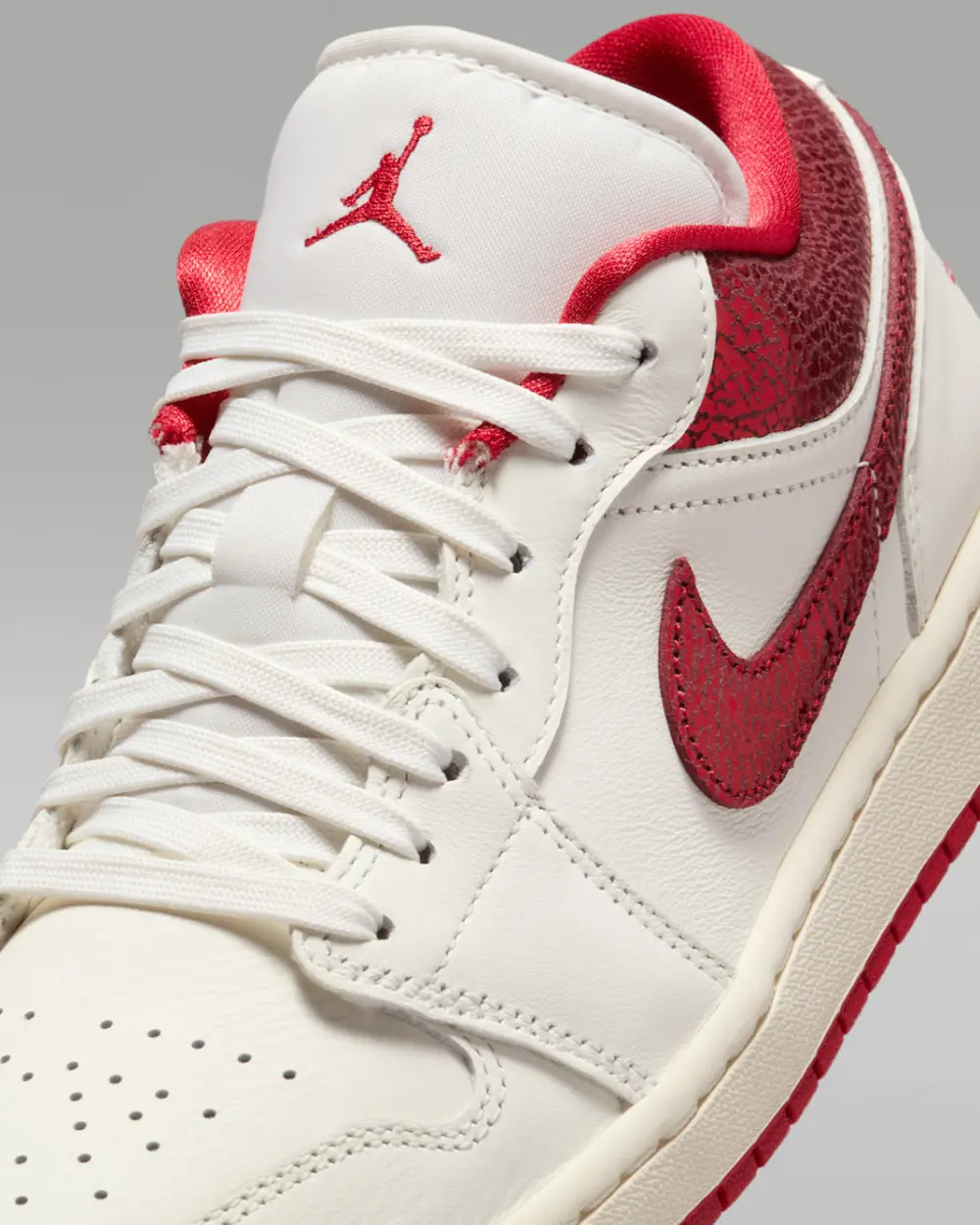 Alternative view of Giày Nike Air Jordan 1 Low SE 'Sail' HJ9338-106