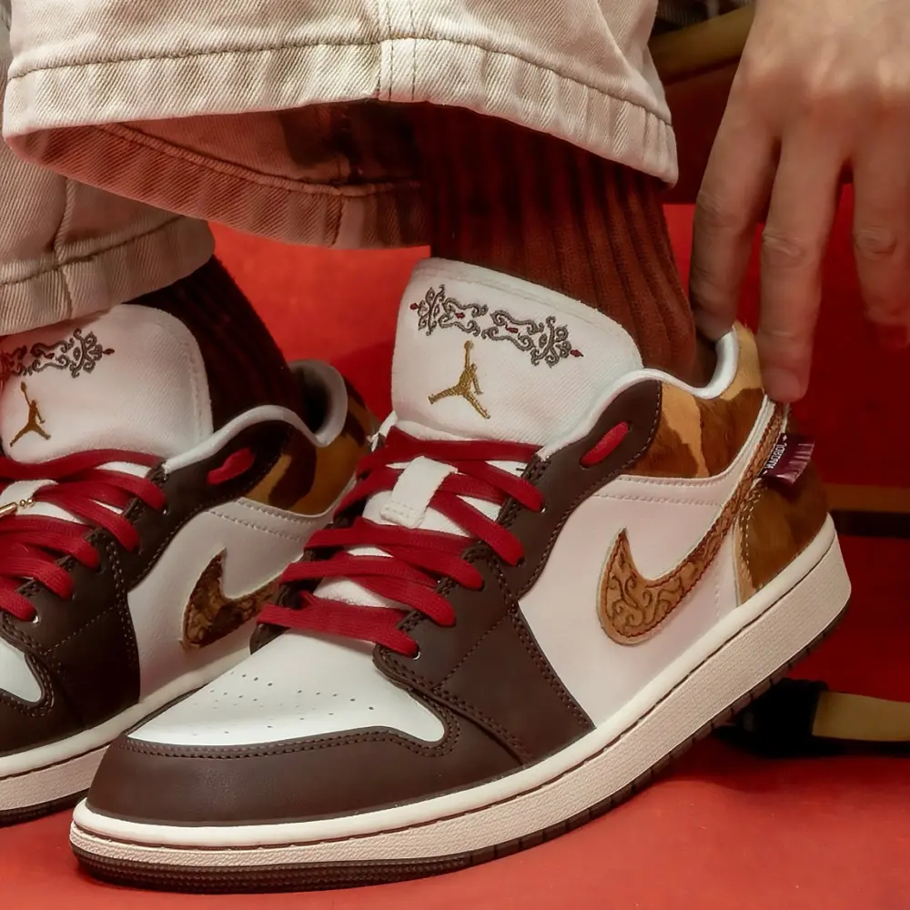 Giày Nike Air Jordan 1 Low SE CNY ‘Sail Chocolate’ IQ5321-121 - Ảnh 7