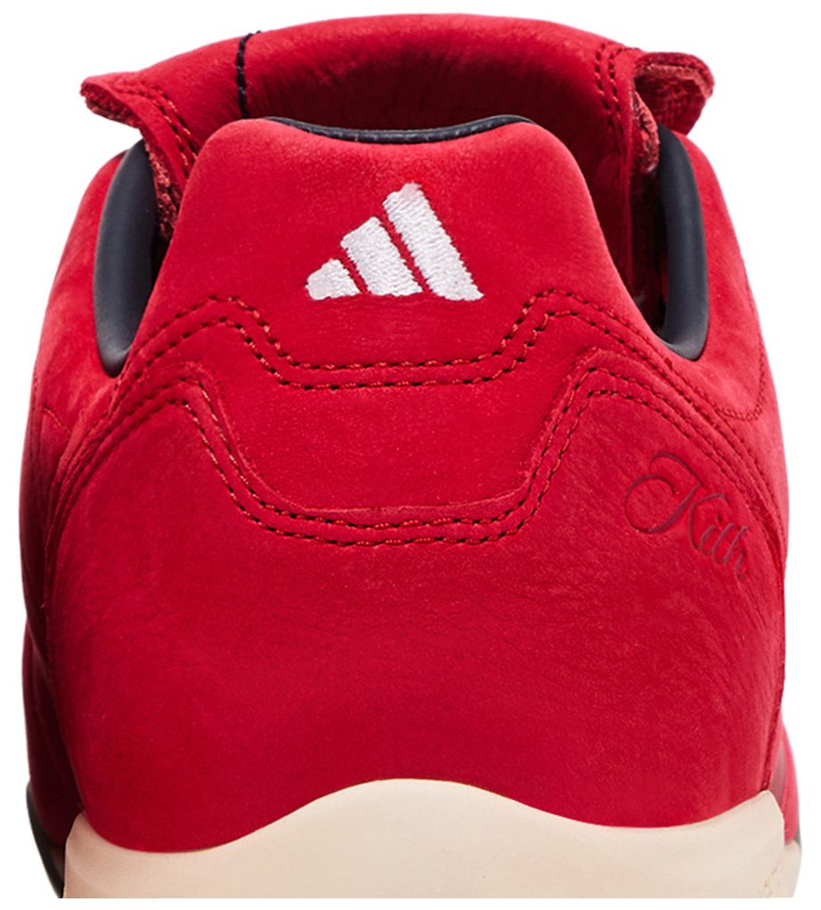 Alternative view of Giày Adidas Predator 2002 IC 'Red' JQ1084