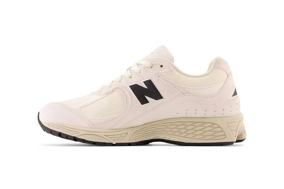Alternative view of Giày New Balance 2002R ‘White Pack’ M2002RSW