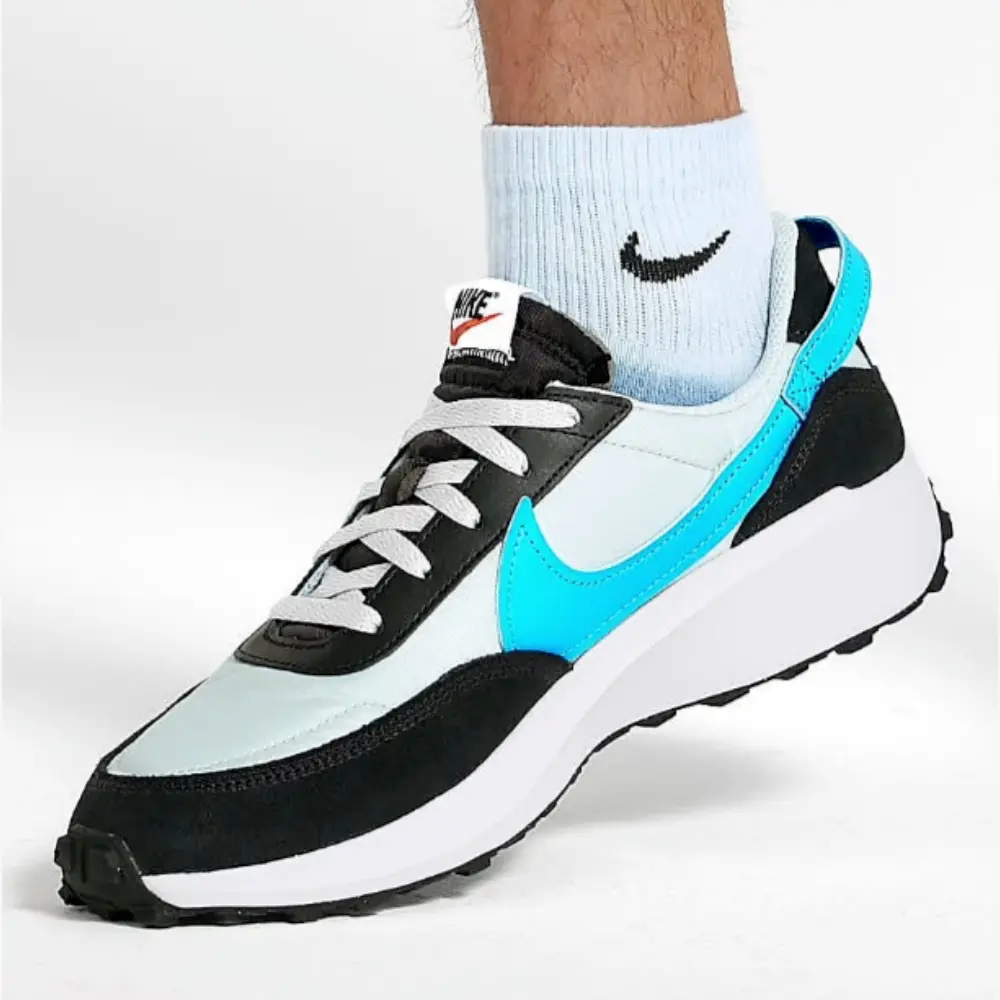 Alternative view of Giày Nike Waffle Debut ‘Laser Blue’ DH9522-004
