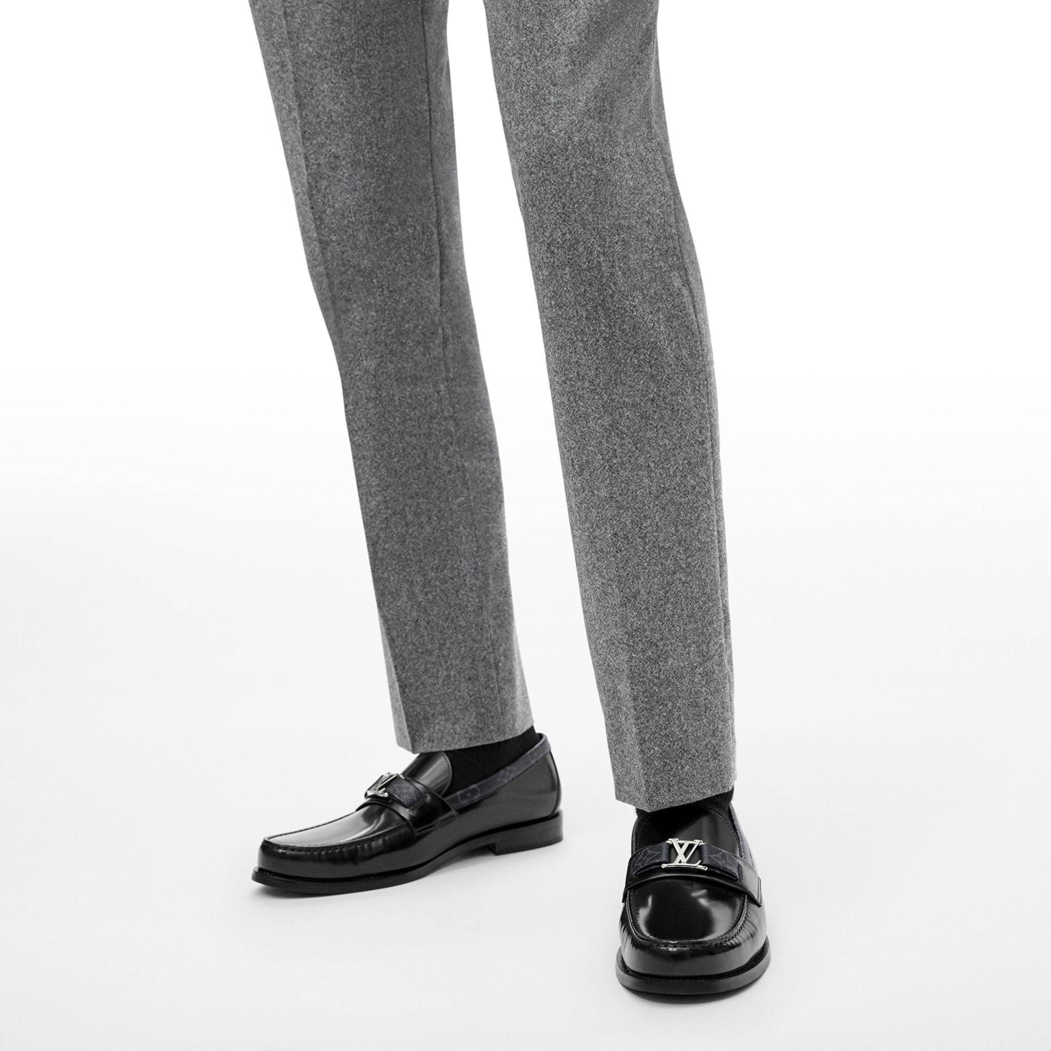 Alternative view of Giày Louis Vuitton Major Loafers 'Black' 1A7VZN