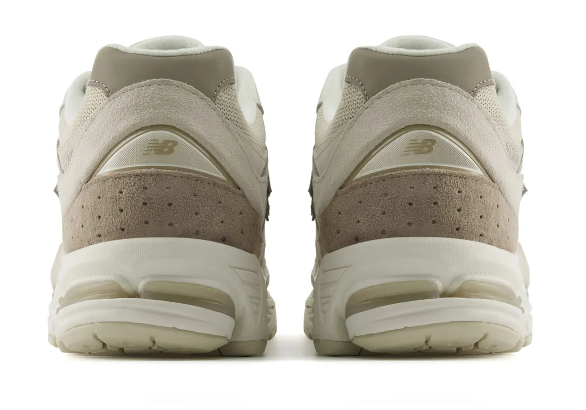Alternative view of Giày New Balance 2002R ‘Beige’ M2002RJN