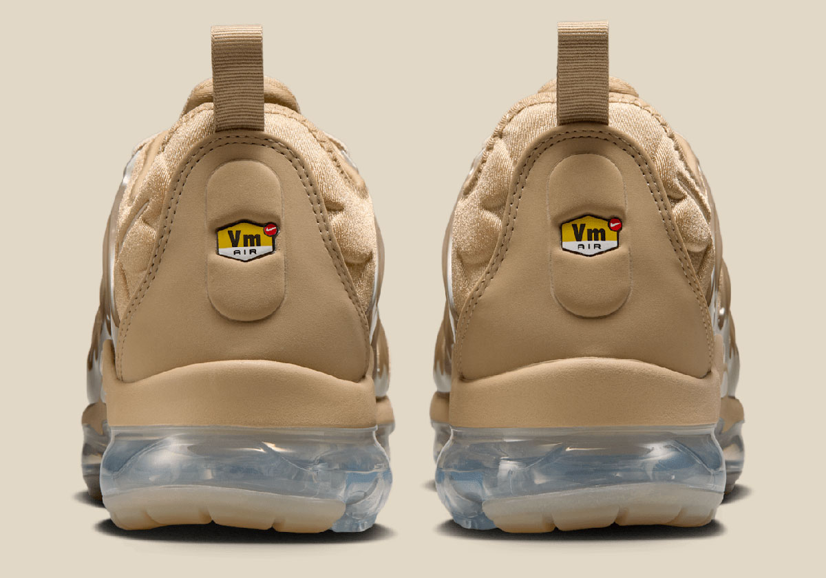 Alternative view of Giày Nike Air VaporMax Plus ‘Parachute Beige’ IB4008-297