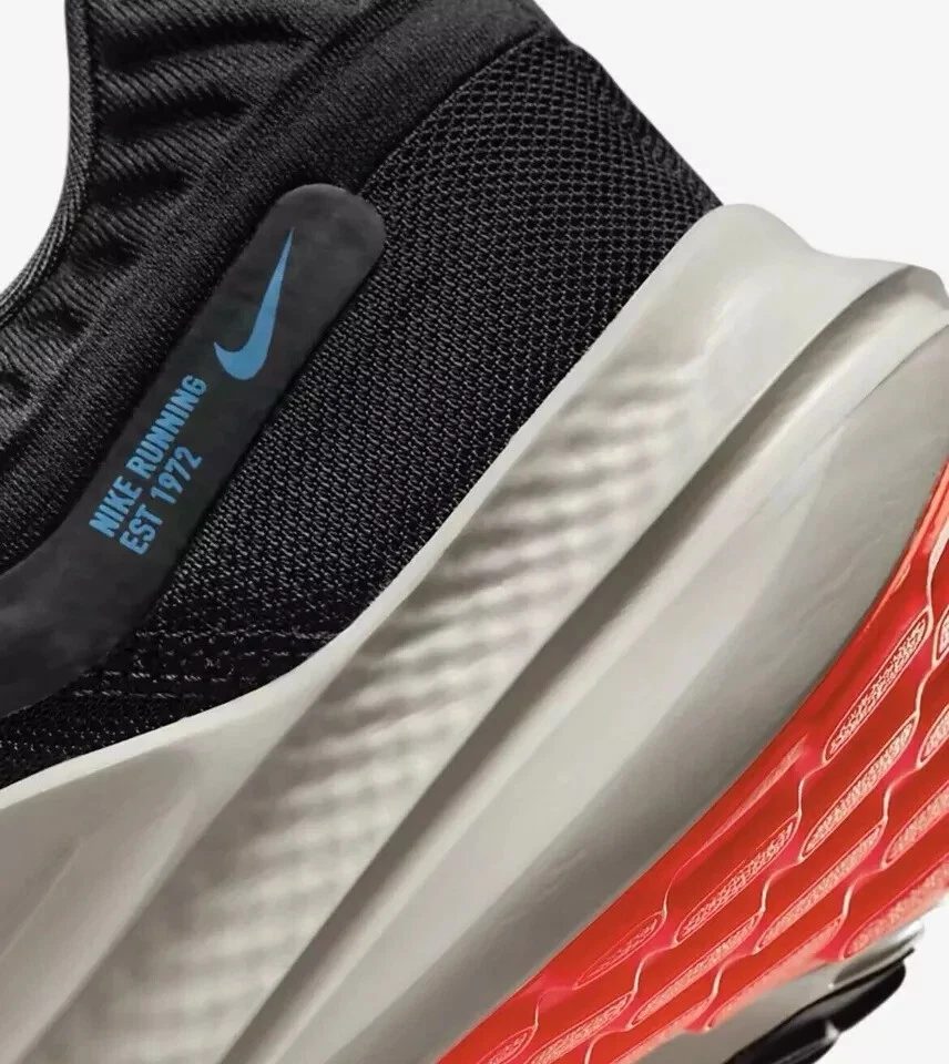 Alternative view of Giày Nike Quest 5 ‘Black Bright Crimson’ DD0204-005