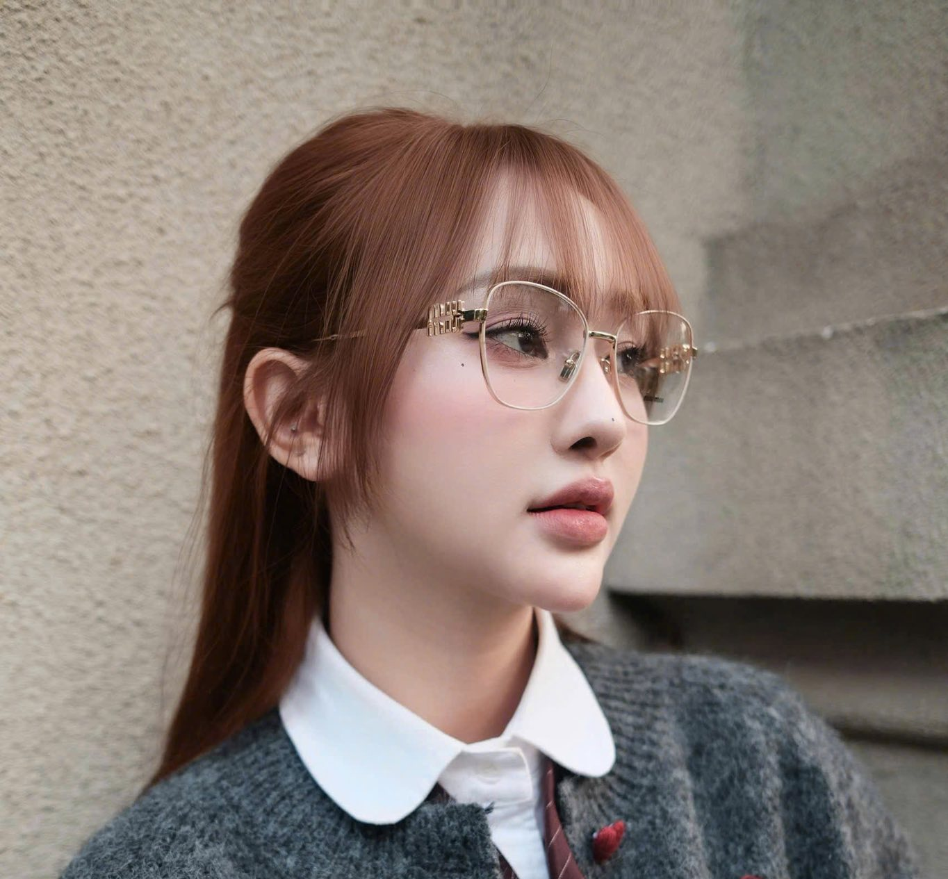 Alternative view of Kính Miu Miu Butterfly Gold Geometric Eyeglasses ‘Gold’ VMU-50XV-0579