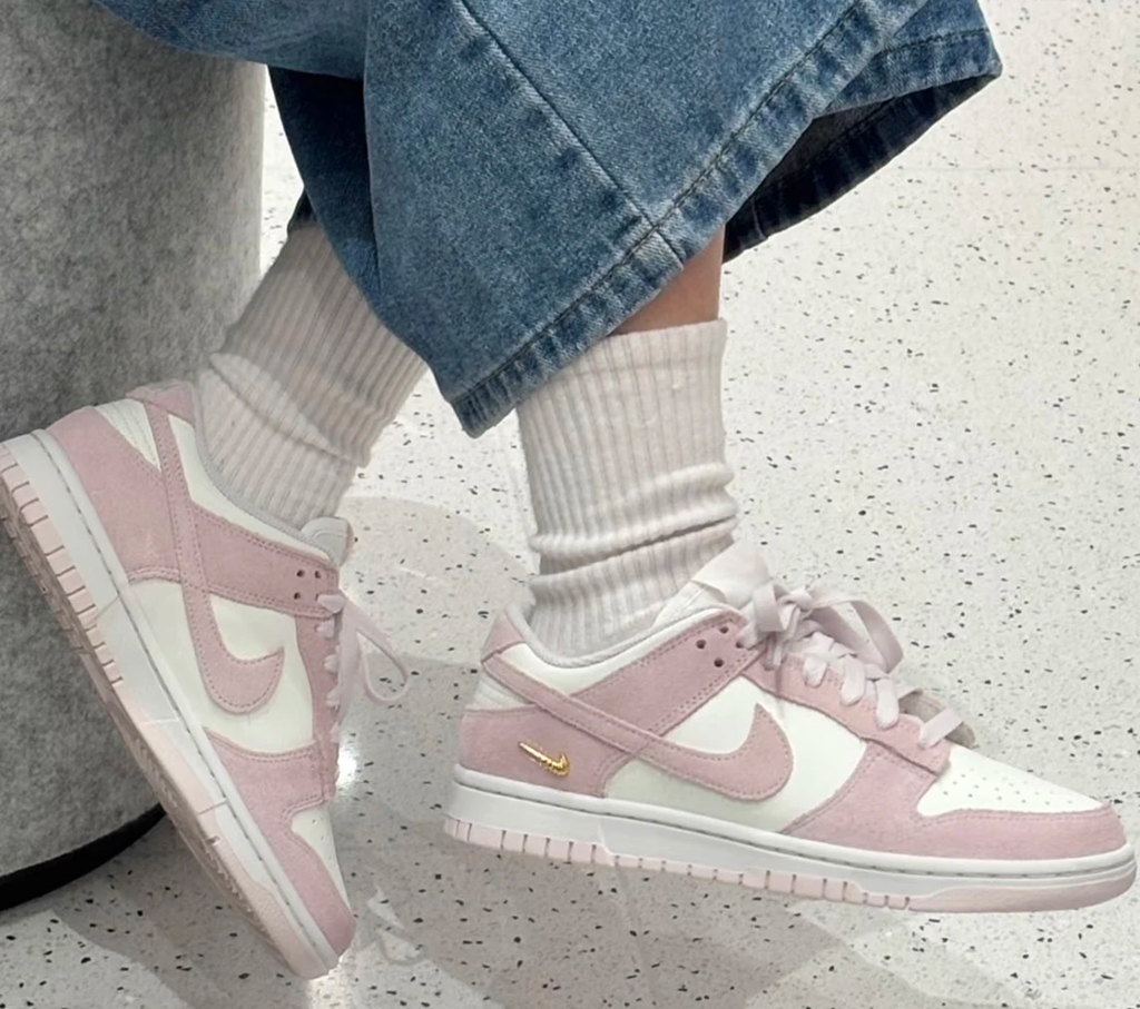 Alternative view of Giày Nike Dunk Low ‘Pink’ IO4244-100