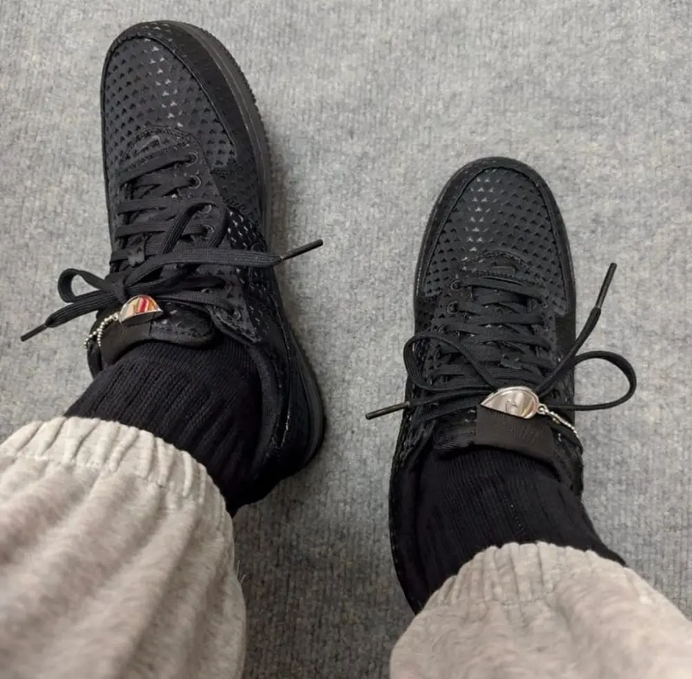 Giày Nike Air Force 1 Retro Valentine’s Day ‘Black’ IB6836-001 - Ảnh 3