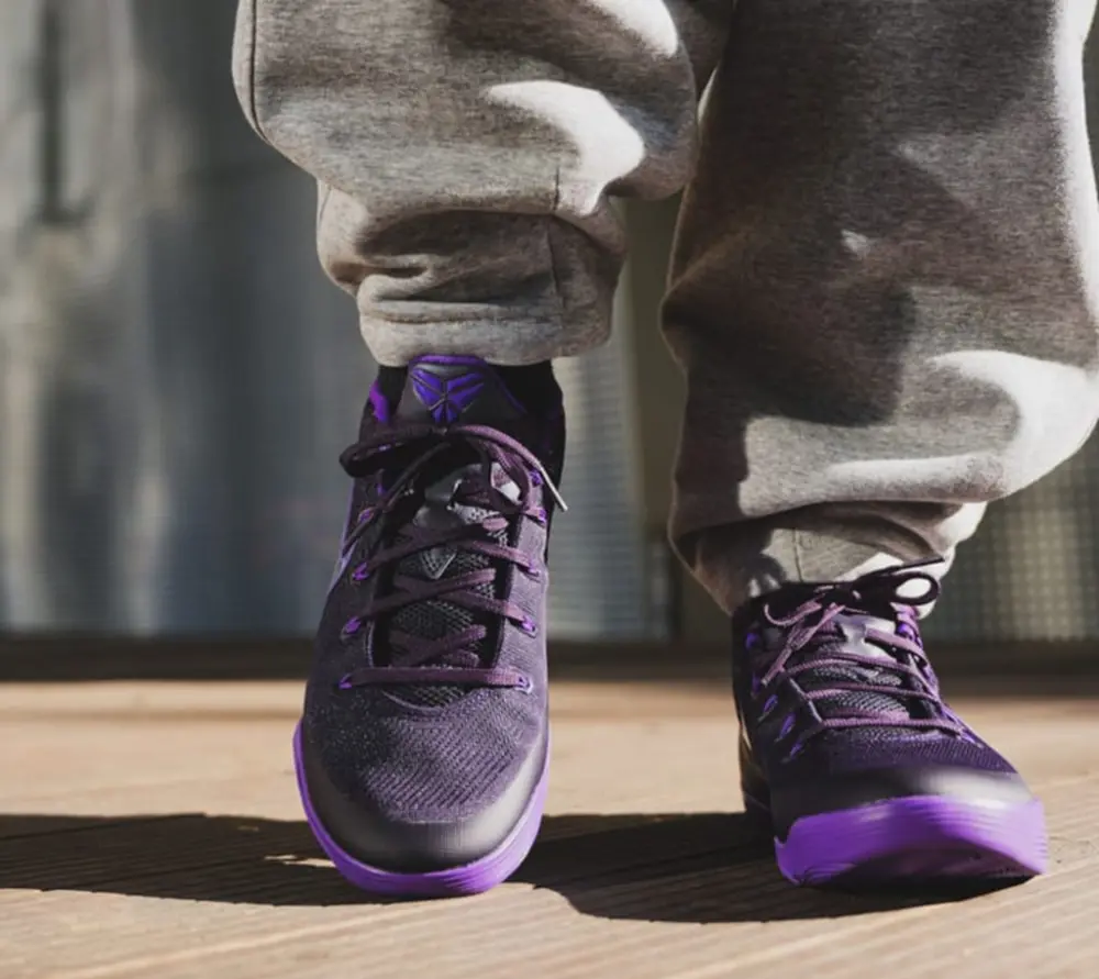 Alternative view of Giày Nike Kobe 9 EM Low Protro TB 'Purple Dynasty' IH1401-500