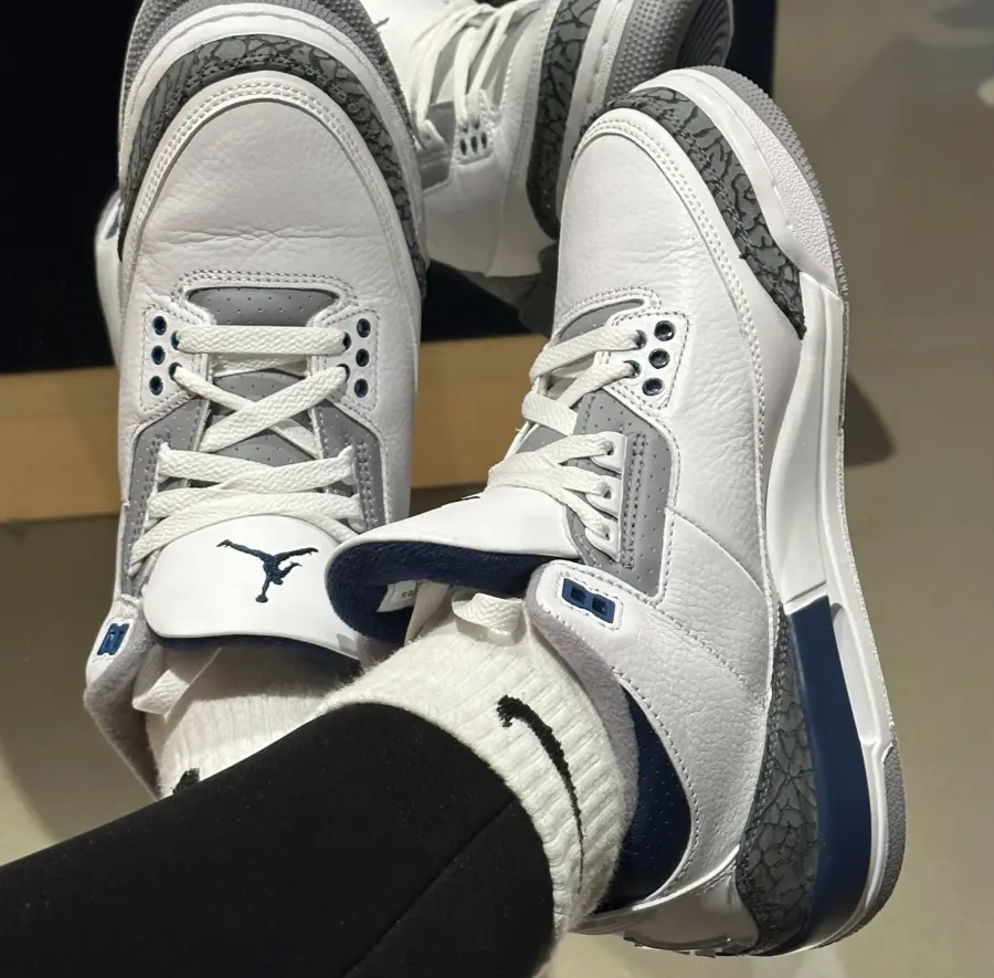 Giày Nike Air Jordan 3 Retro ‘Midnight Navy’ DM0967‑140 - Ảnh 3