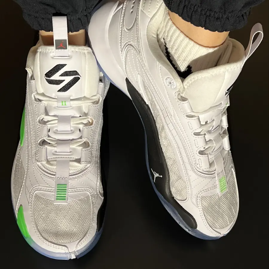 Alternative view of Giày Nike Air Jordan Luka 2 ‘Trick Shot’ DX9012-103