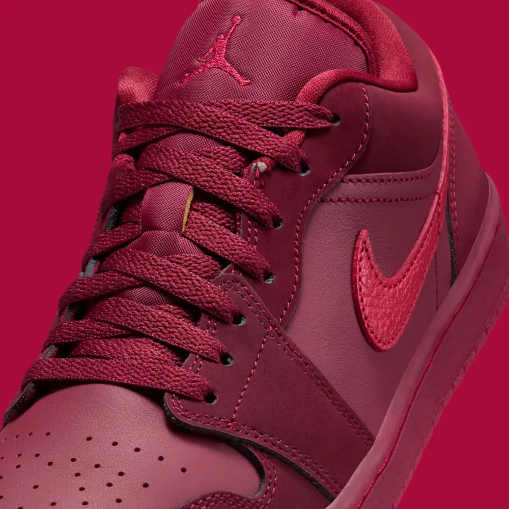 Alternative view of Giày Nike Air Jordan 1 Low SE 'Valentine's Day' IB7012-600
