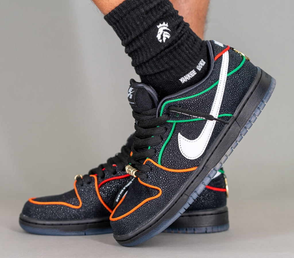 Alternative view of Giày Nike SB Dunk Low 'Challenge Red' HV1664-001