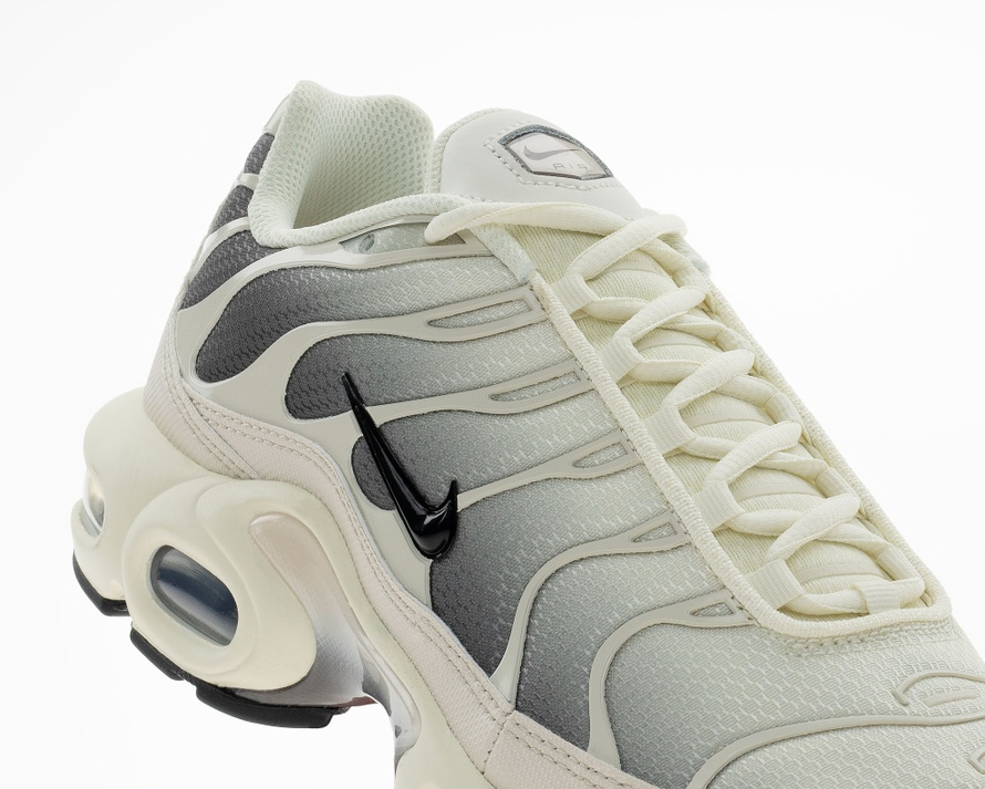 Alternative view of Giày Nike Air Max Plus 'Light Orewood Brown' DM0032-106
