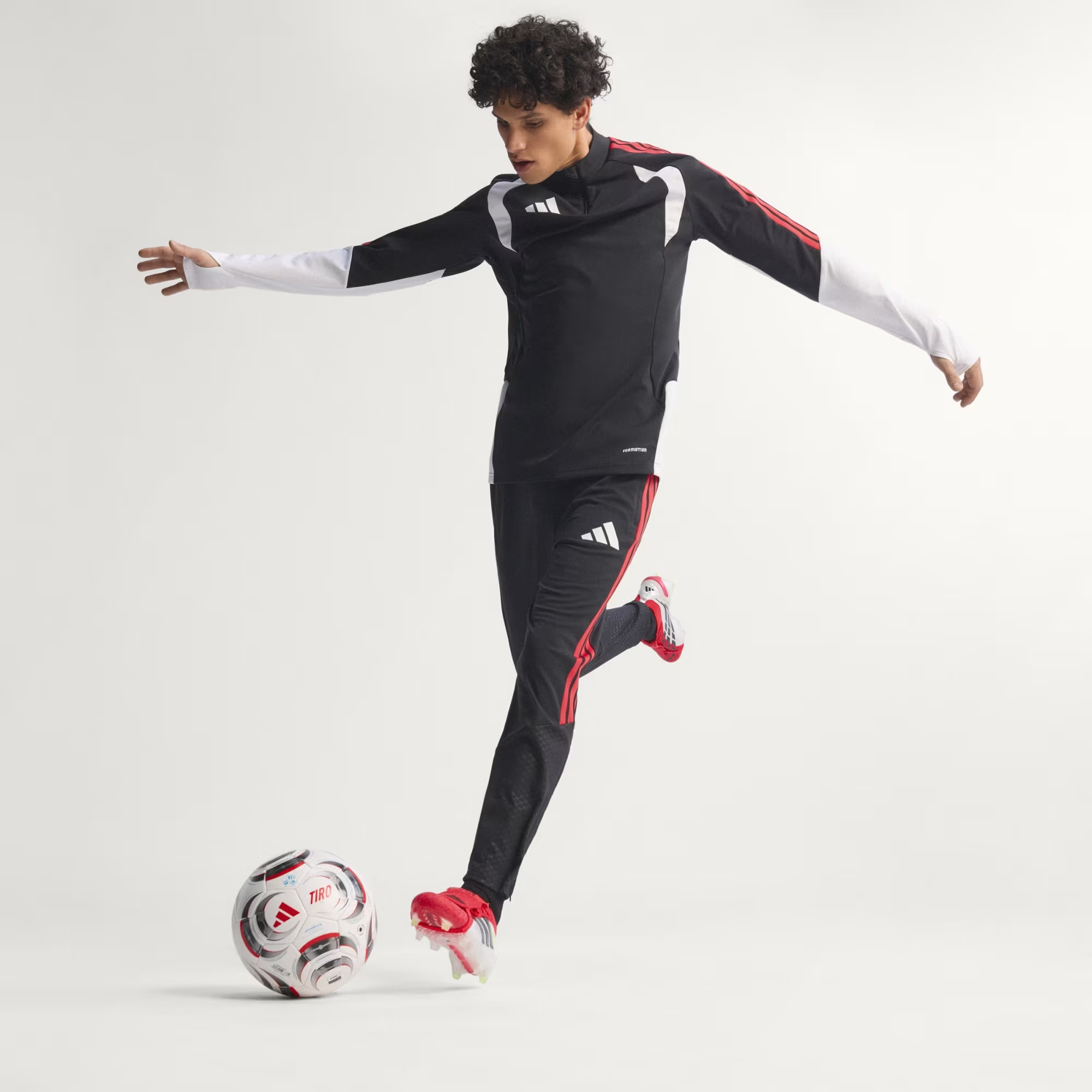 Alternative view of Giày Adidas PREDATOR ELITE 'Lucid Red' JS0380