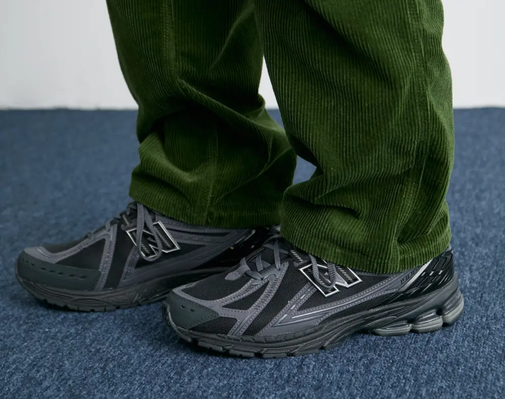 Alternative view of Giày New Balance 1906R ‘Black Phantom’ M1906RLB