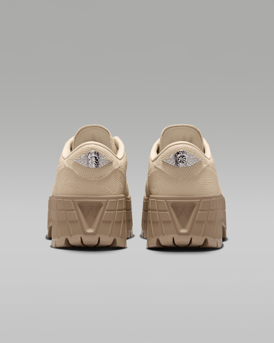 Alternative view of Giày Nike Jordan 1 Low Brooklyn 'Rattan' HF3184-200