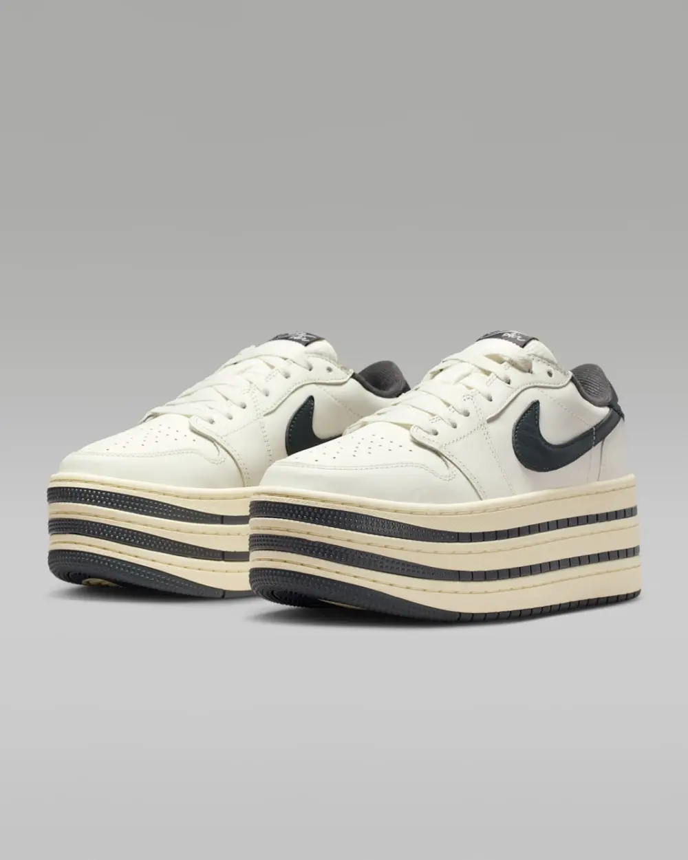 Giày Nike Air Jordan 1 Triple Stack 'Sail' HV8288-100 - Ảnh 3