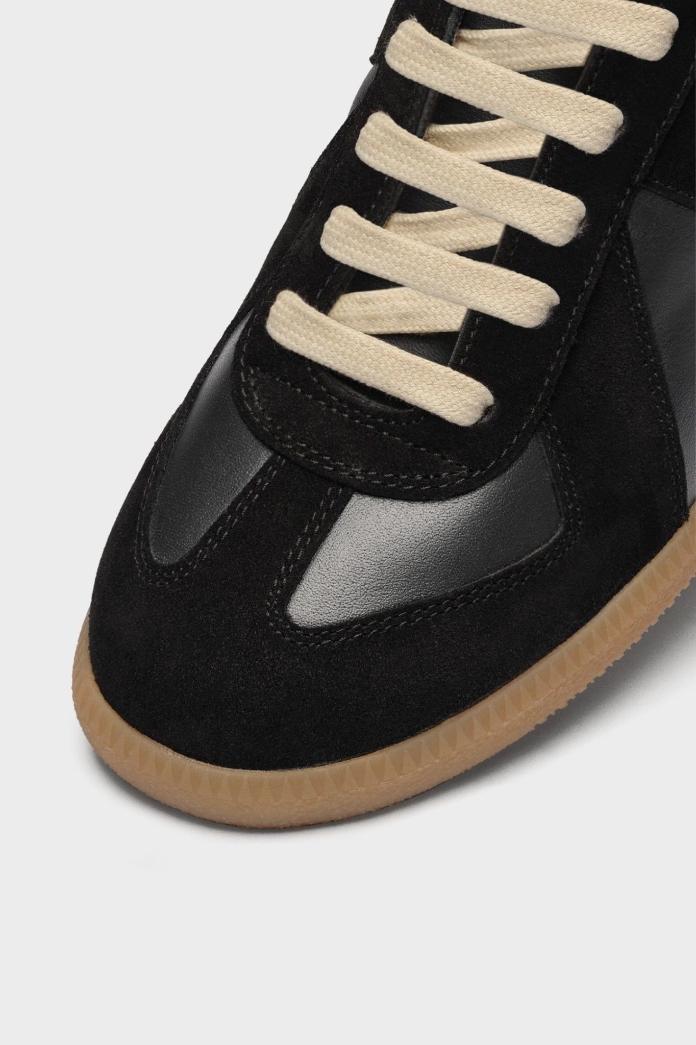 Alternative view of Giày Maison Margiela Calfskin Replica Sneakers 'Black' S57WS0236P1895H6851