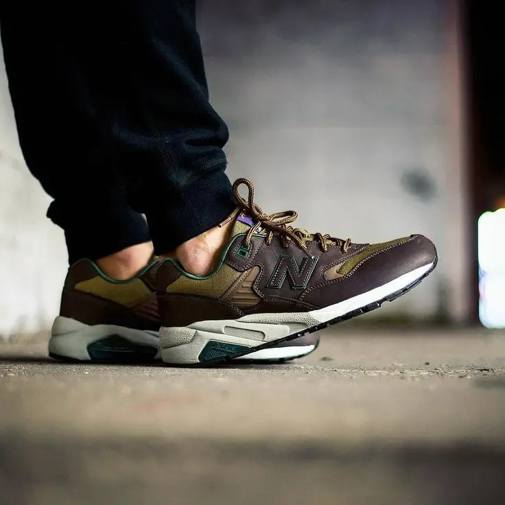 Giày New Balance 580 Brown MRT580LB - Ảnh 3