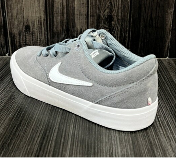 Alternative view of Giày Nike Charge Suede ‘Cool Grey’ IM4399-004