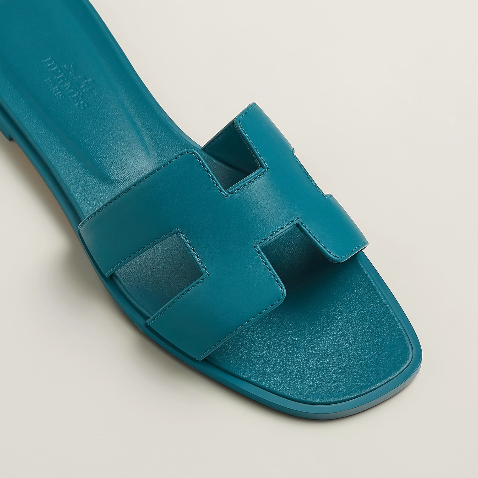 Alternative view of Dép Hermes Oran Sandal 'Bleu Iroise' H202230ZvIR375