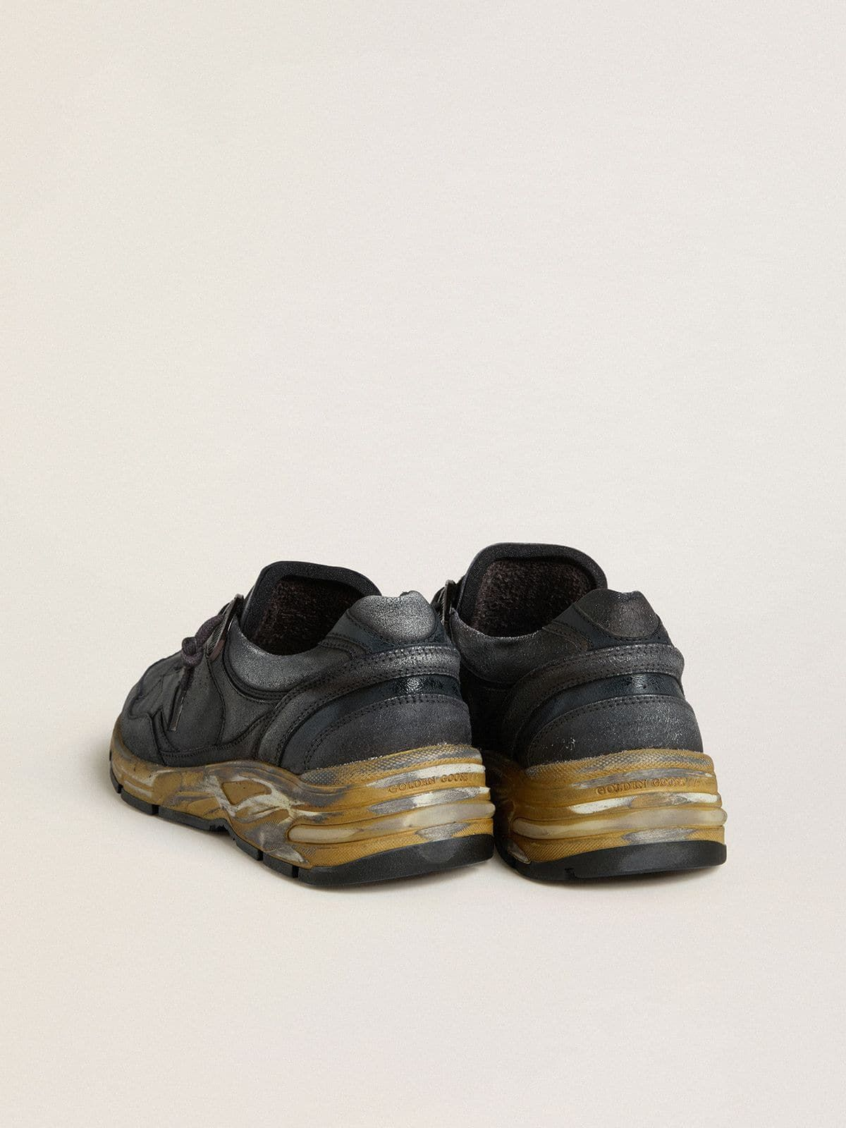 Alternative view of Giày Golden Goose Dad-Star 'Black' GMF00884-F007839-90100