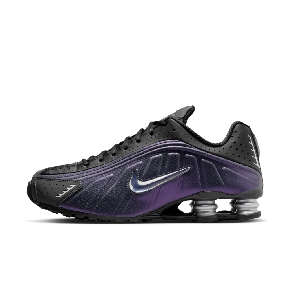 Alternative view of Giày Nike Shox R4 'Metallic Silver'  IO4546-002