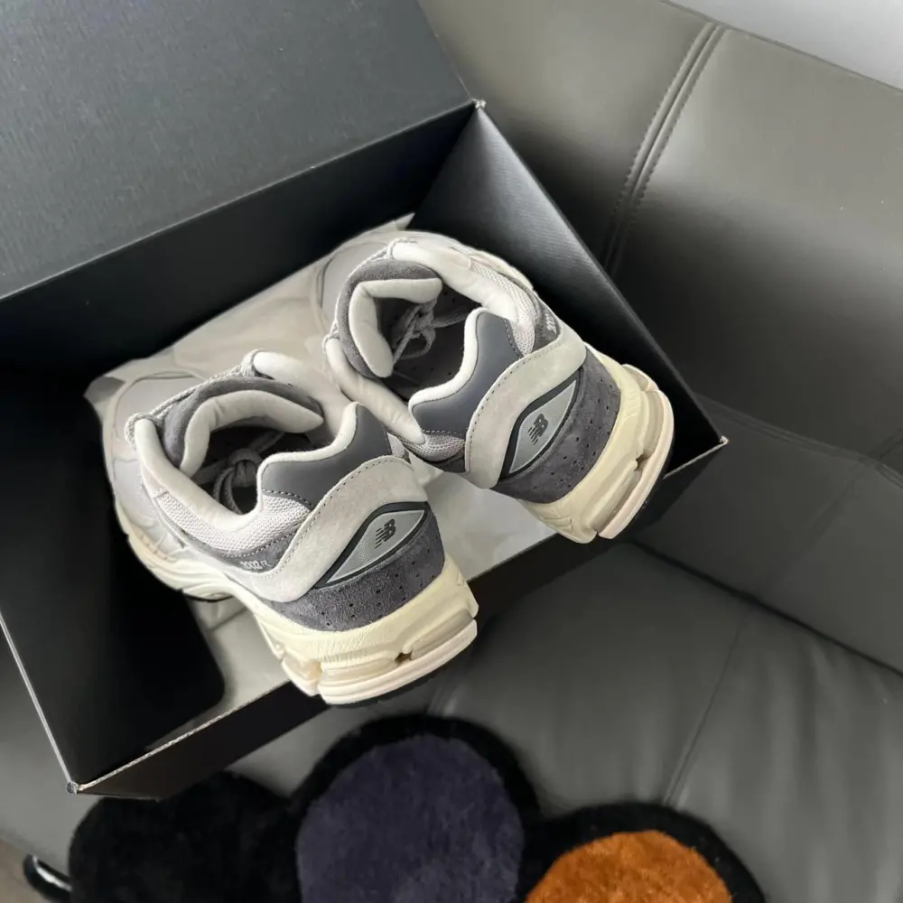 Giày New Balance 2002R ‘Light Dark Grey’ M2002RJD - Ảnh 5