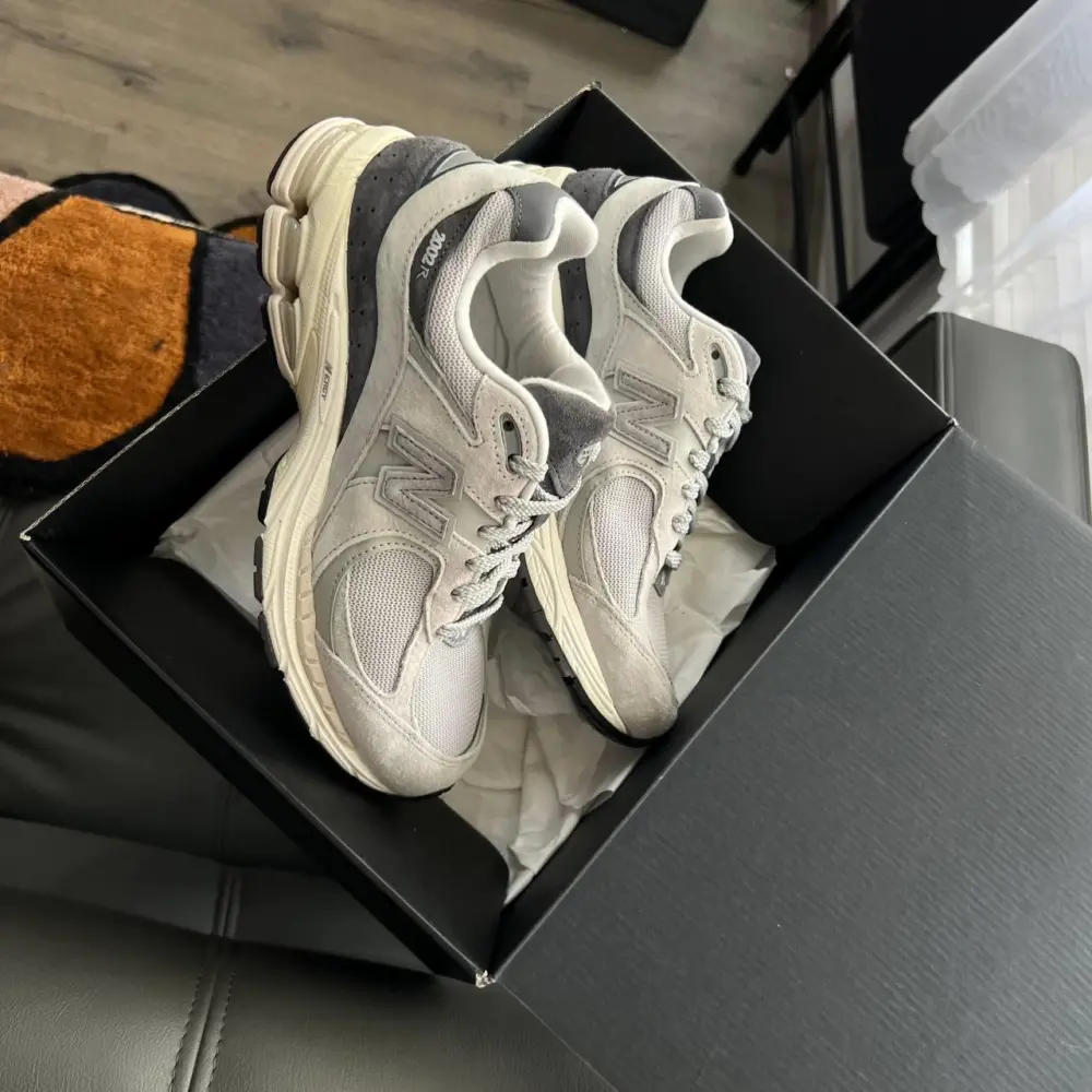 Giày New Balance 2002R ‘Light Dark Grey’ M2002RJD - Ảnh 3