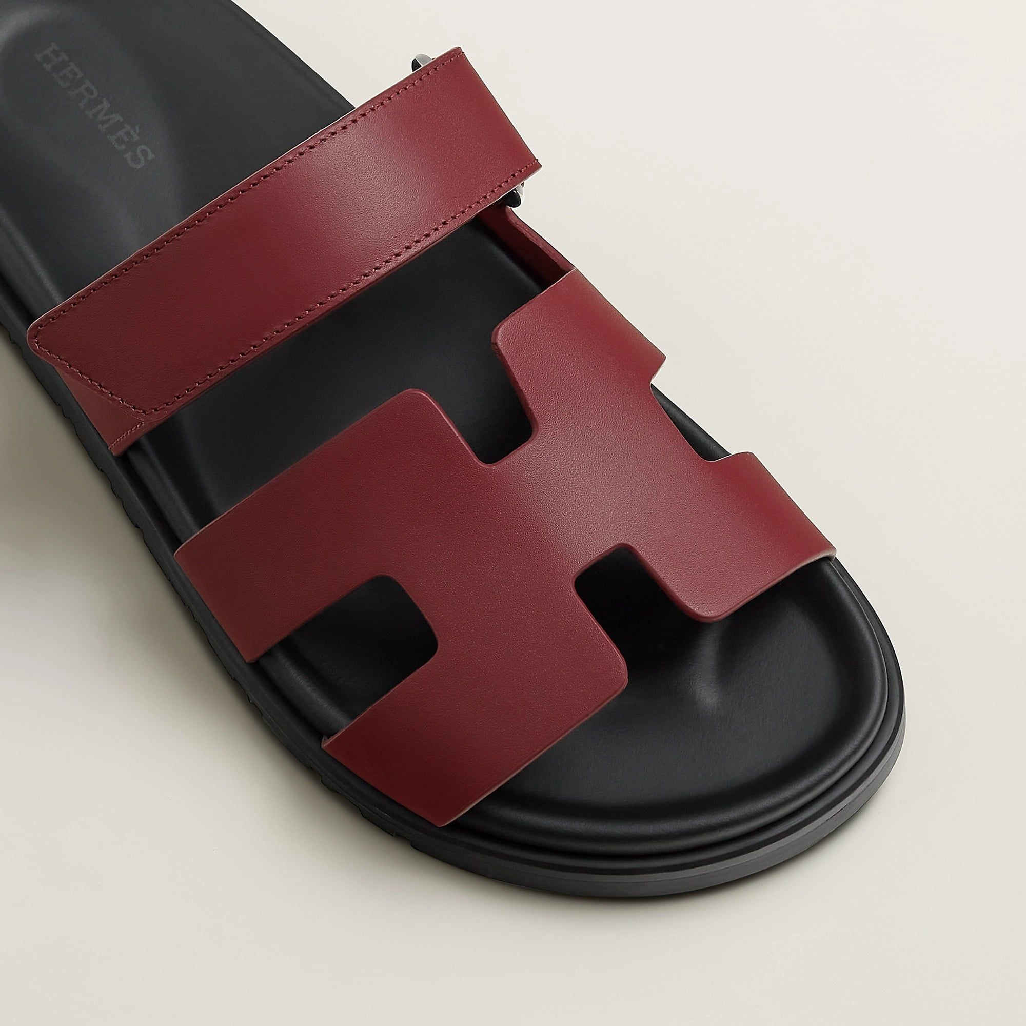Alternative view of Dép Hermes Chypre Sandal 'Rouge H' H222299ZvL1350