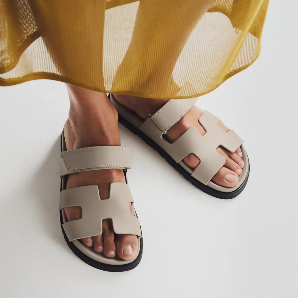 Alternative view of Dép Hermes Chypre Sandal 'Beige Galet' H222299ZVBG360