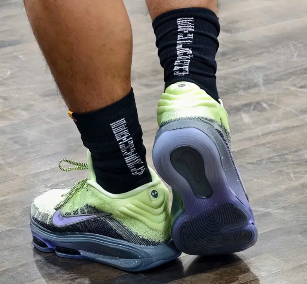 Giày Nike G.T. Hustle 3 EP 'Barely Volt' FV5952-700 - Ảnh 4