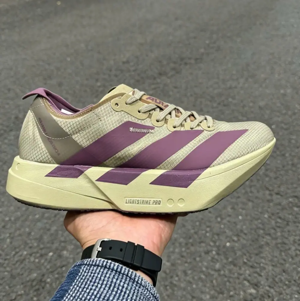 Alternative view of Giày adidas Adizero Adios Pro 4 'Blanch Cargo' JP6997