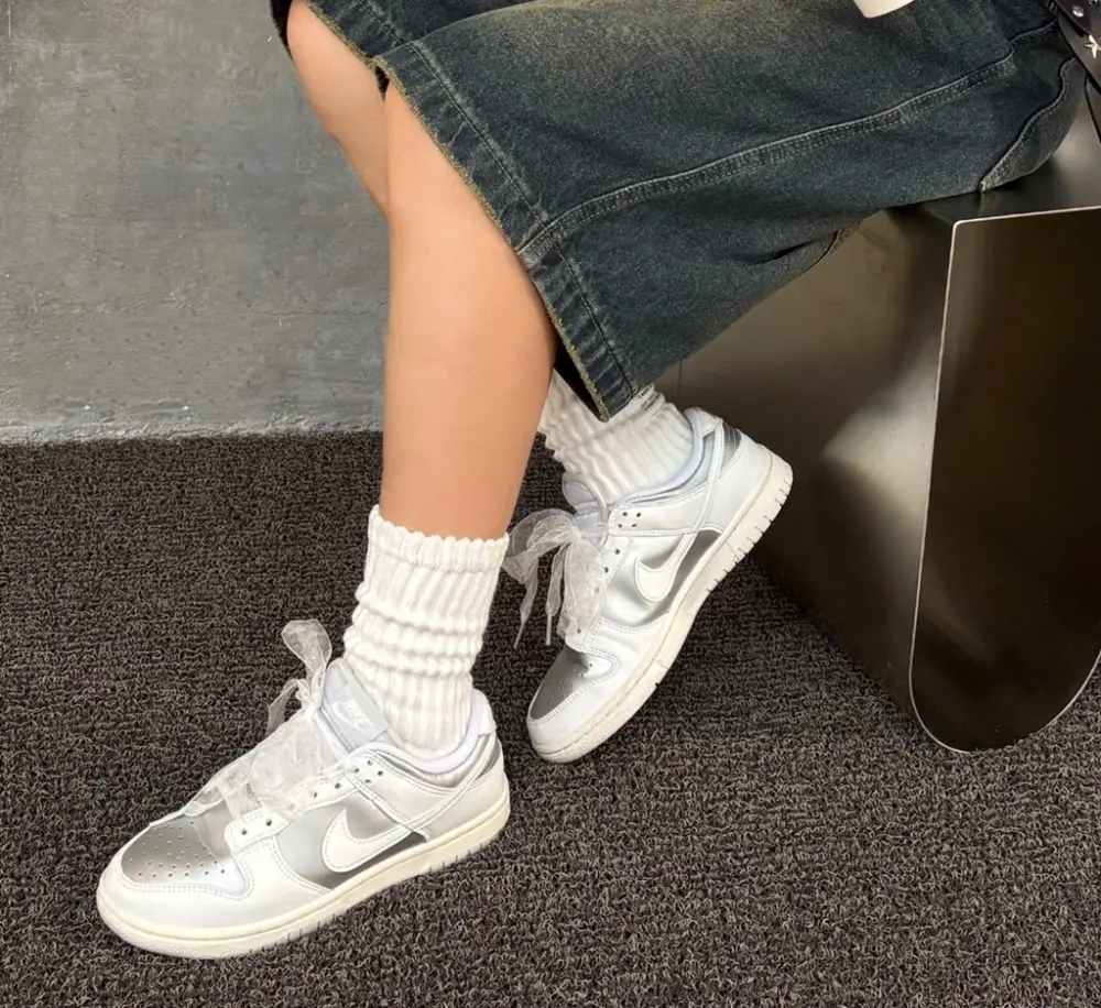 Giày Nike Dunk Low Next Nature ‘Metallic Platinum’ IB7311-001 - Ảnh 3