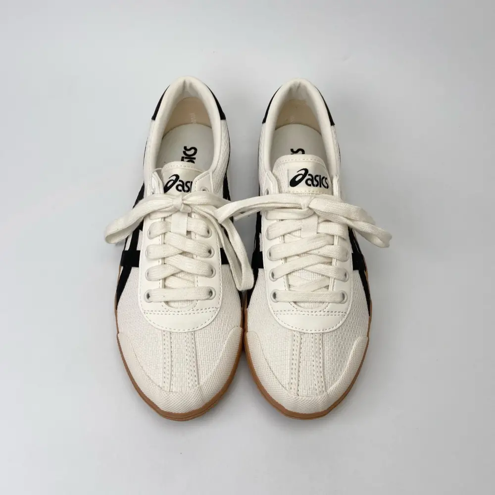 Alternative view of Giày Asics TSG 110 ‘Cream Black’ 1203A516-100