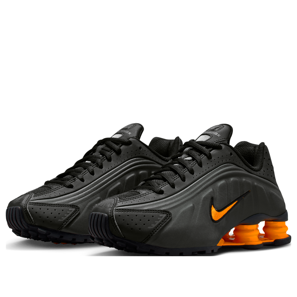 Alternative view of Giày Nike Shox R4 'Black Bright Ceramic' CW2626-007