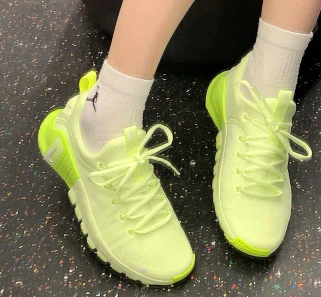 Alternative view of Giày Nike Free Metcon 6 ‘Barry bolt’ FJ7126-702