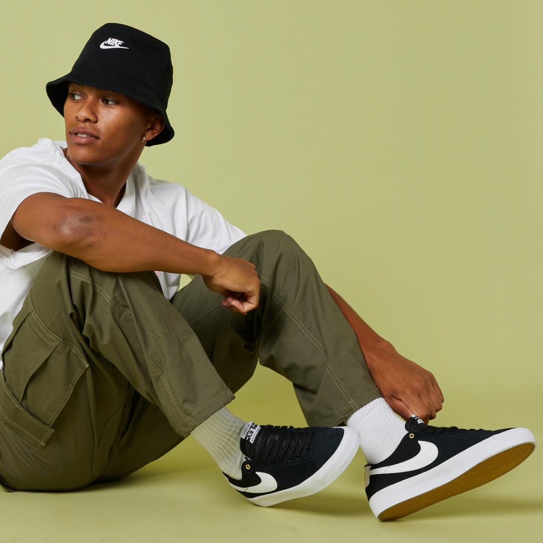 Alternative view of Giày Nike Zoom Blazer Low Pro GT SB ‘Black White’ DC7695-002